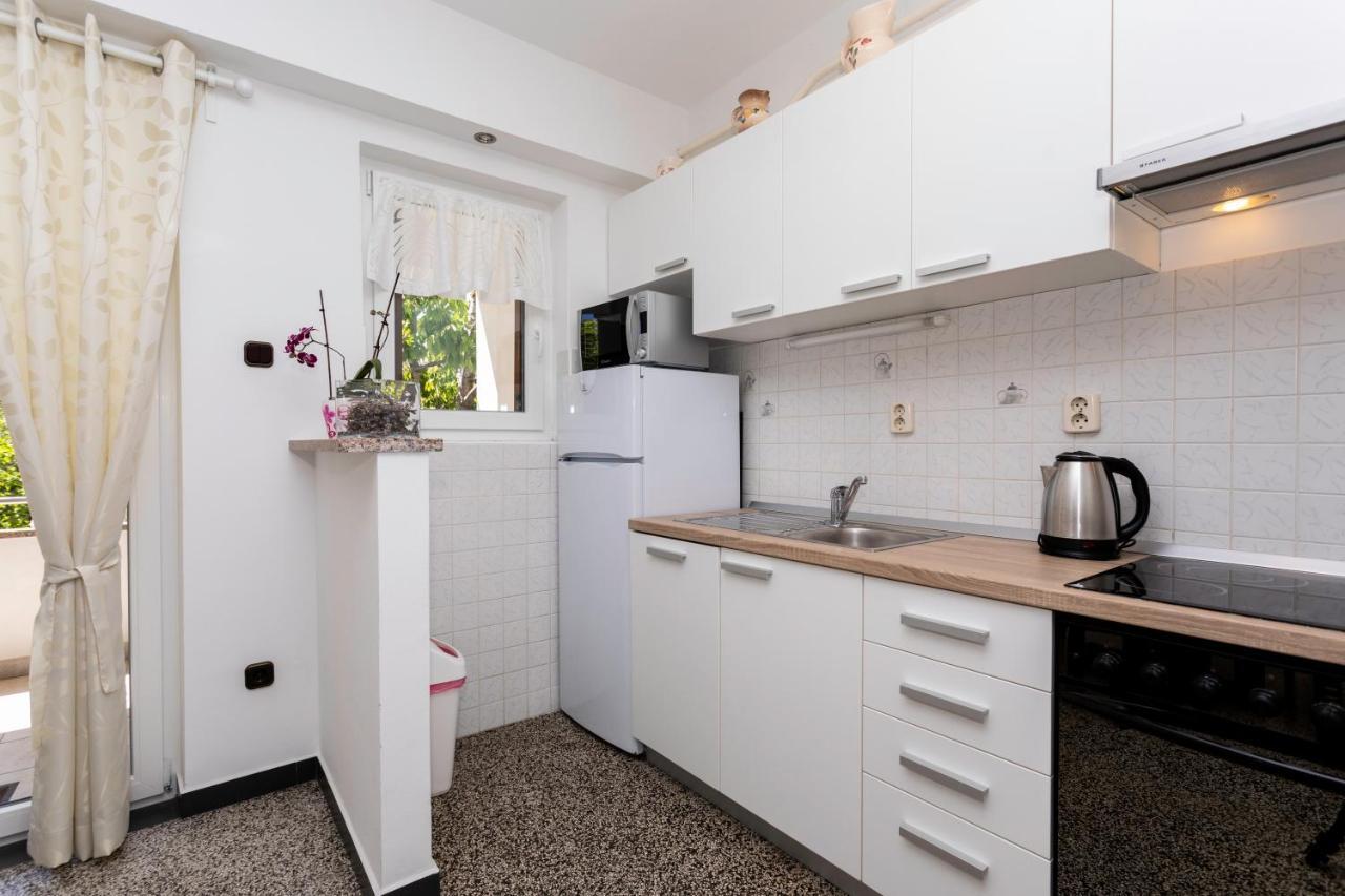 Apartments Hana Baska  Exterior photo